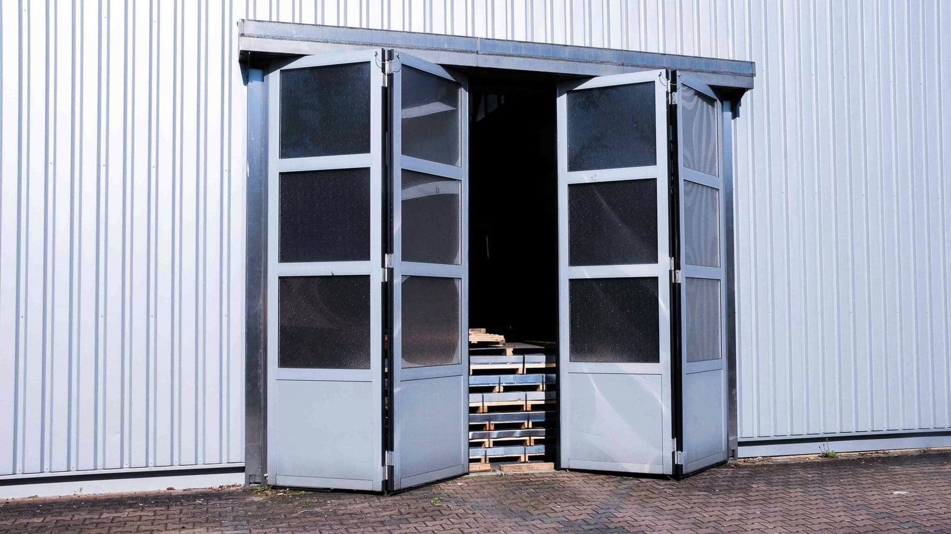 Folding door | horizontally opening gate with burglar protection