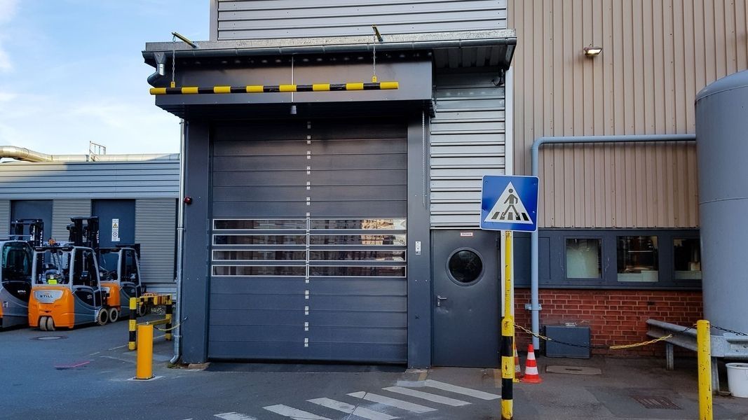 Spiral gate | High-speed external door for special requirements